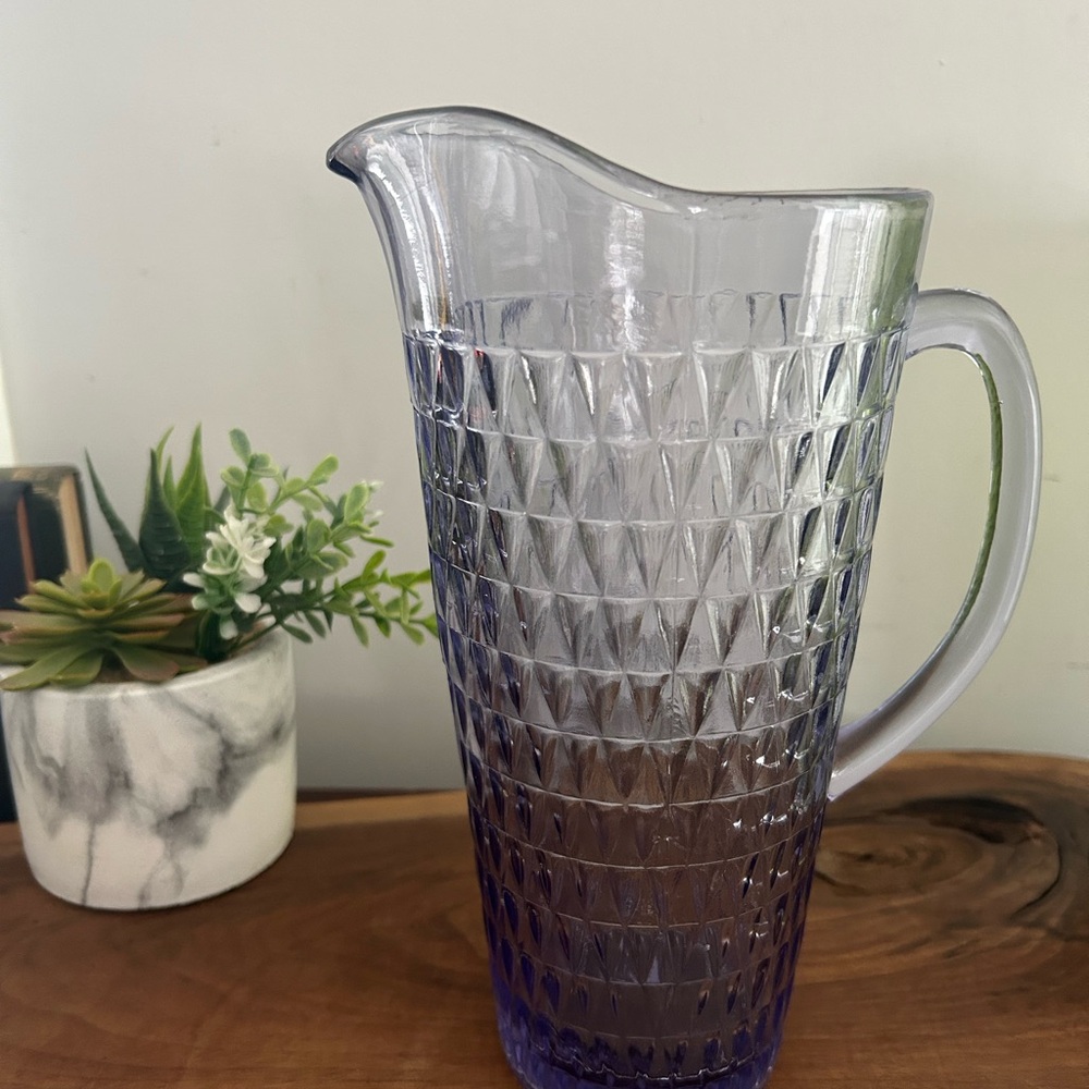 vintage purple Glass Heavy pitcher Jug w diamond point quilted pattern